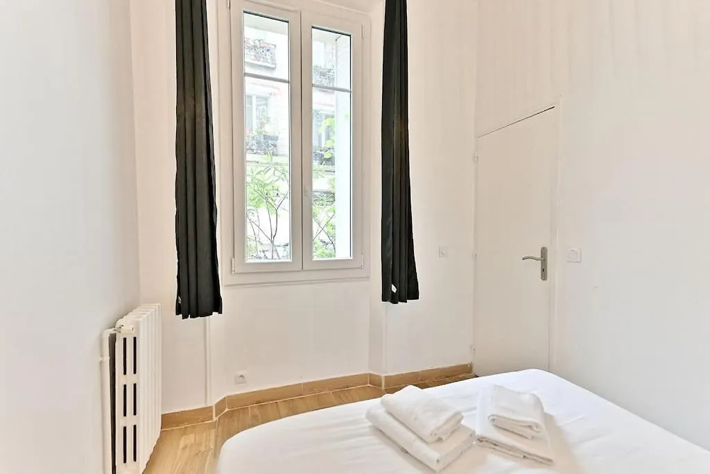 2 Pyrenees Alexandre Dumas Paris