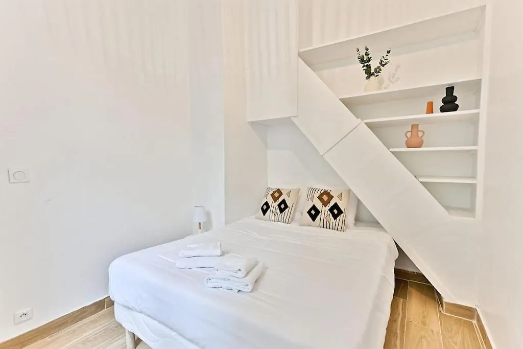2 Pyrenees Alexandre Dumas Apartment
